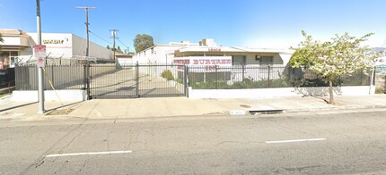 13513 Sherman Way, Van Nuys, CA for rent Building Photo- Image 1 of 17