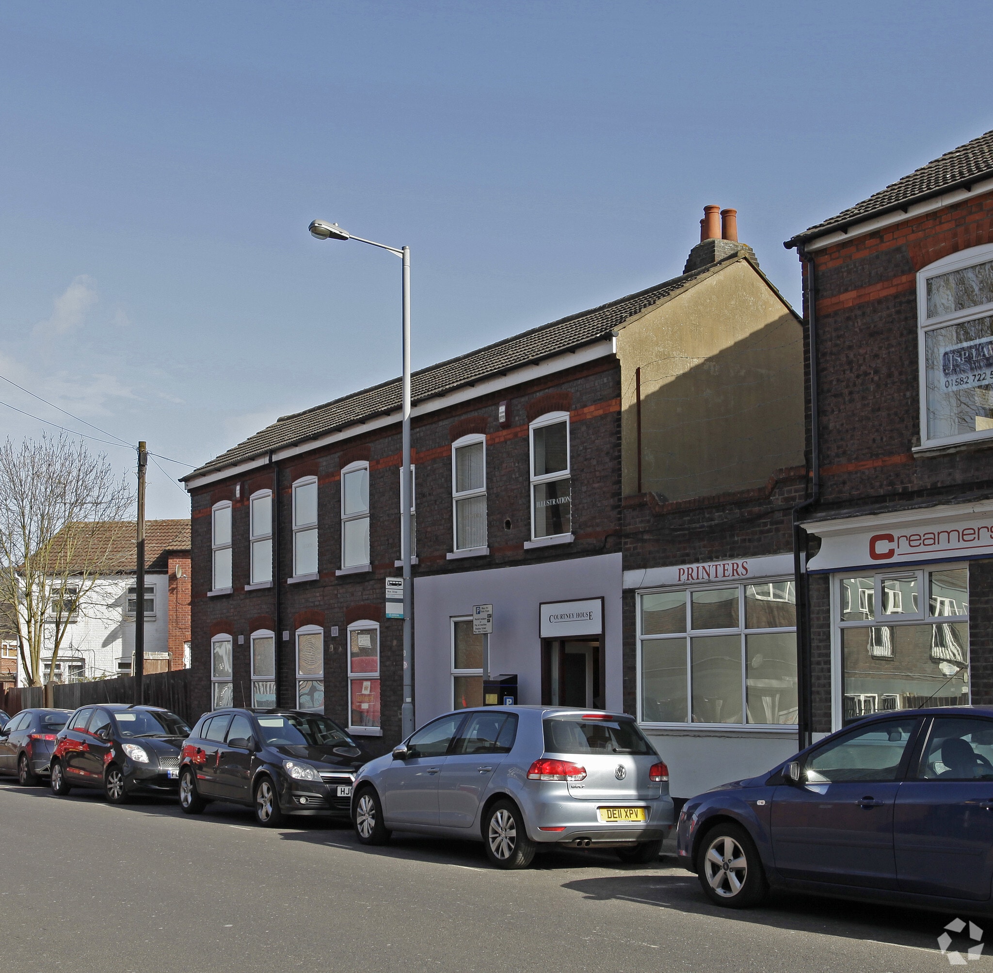 12 Dudley St, Luton to rent Primary Photo- Image 1 of 3