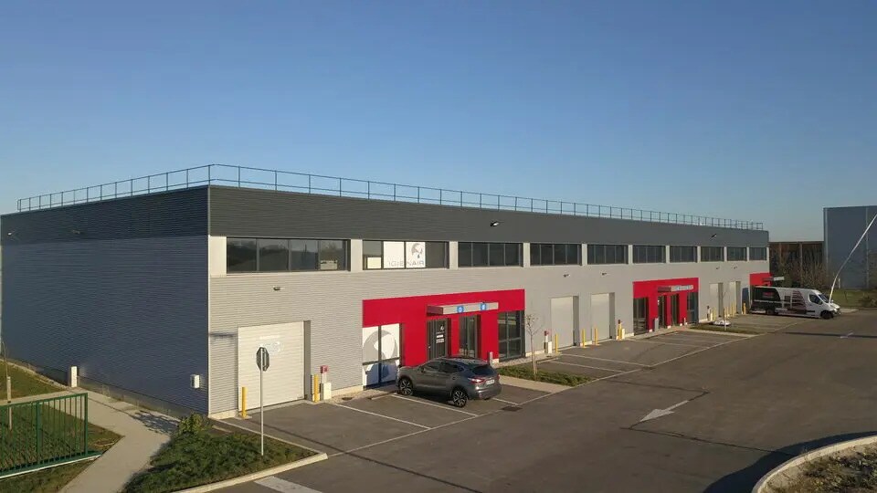 Light Industrial in Longvic to rent - Building Photo - Image 1 of 1