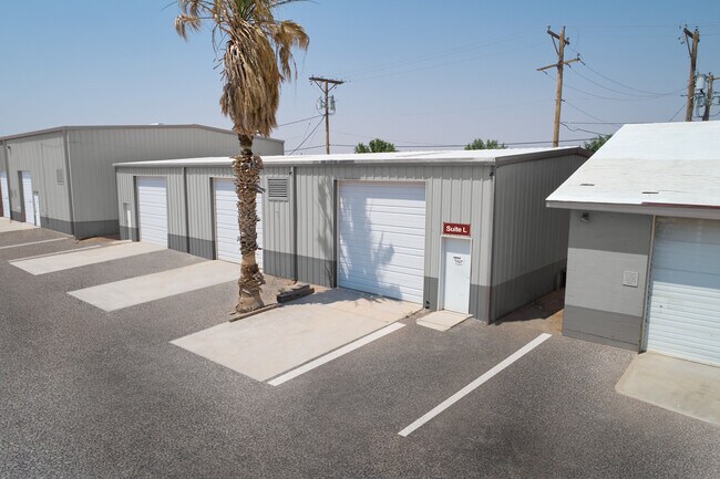 More details for 10893 Dyer St, El Paso, TX - Industrial to Rent