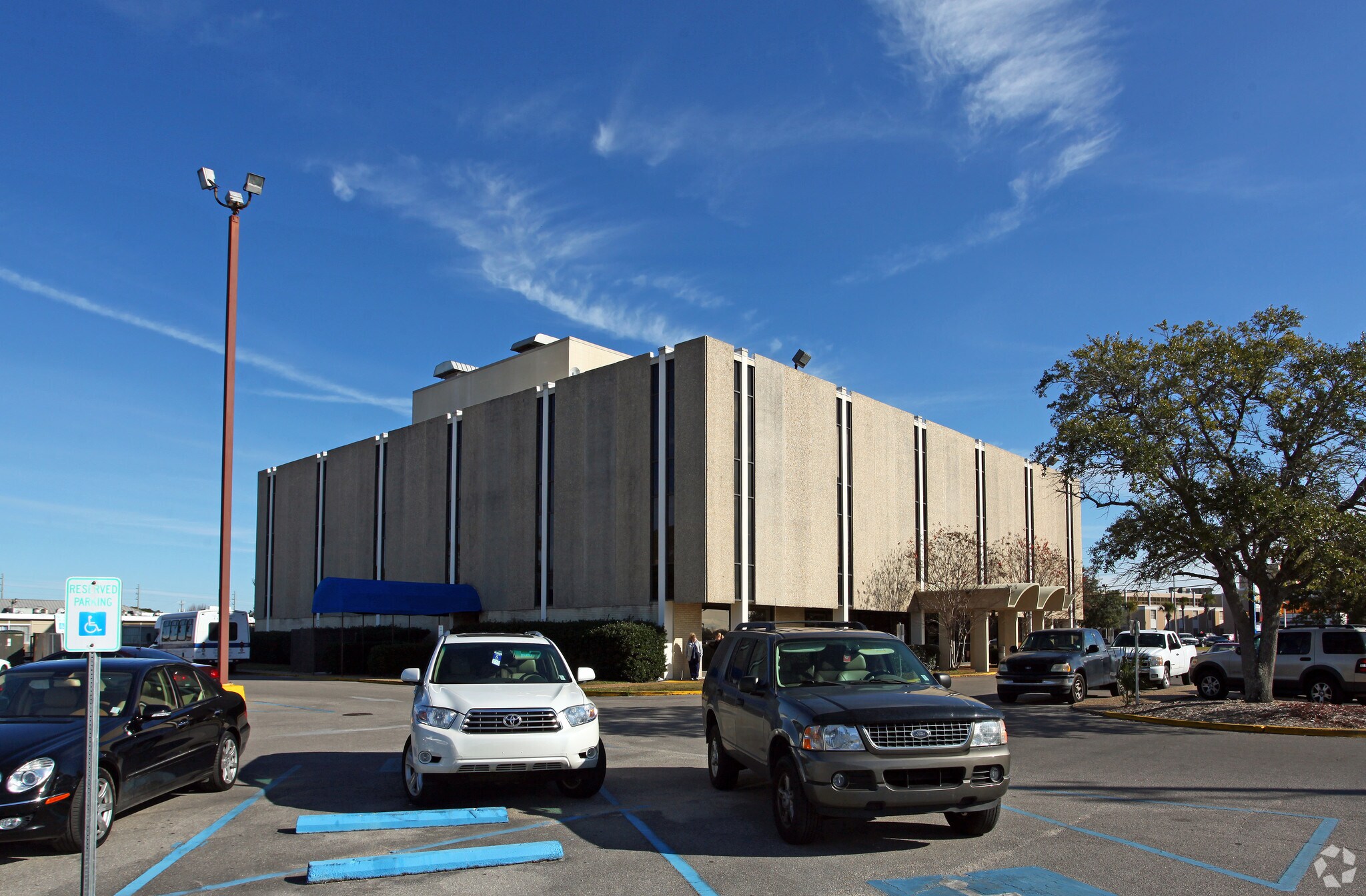 4211 Hospital Rd, Pascagoula 39581 Doctor's Plaza