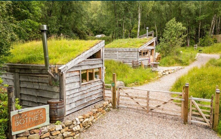 Back Trak, Glenfinnan for sale Primary Photo- Image 1 of 18