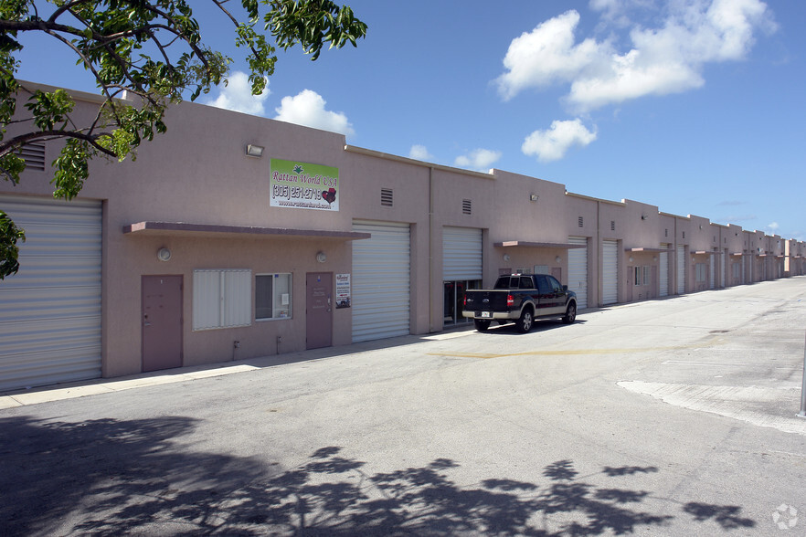 16235 SW 117th Ave, Miami, FL for sale - Building Photo - Image 3 of 11