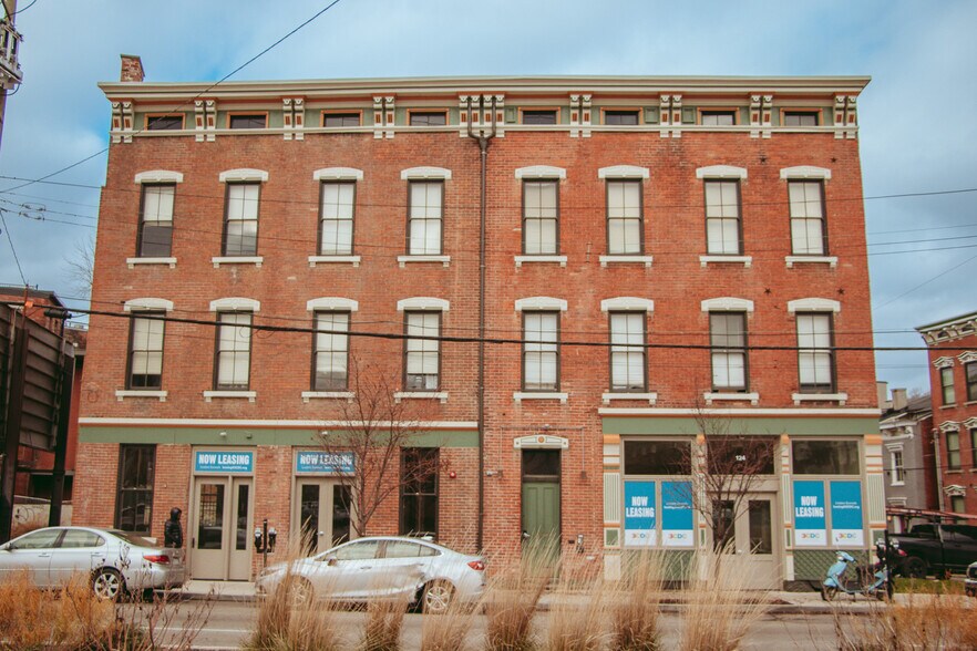 124-128 W Liberty St, Cincinnati, OH for rent - Building Photo - Image 1 of 6