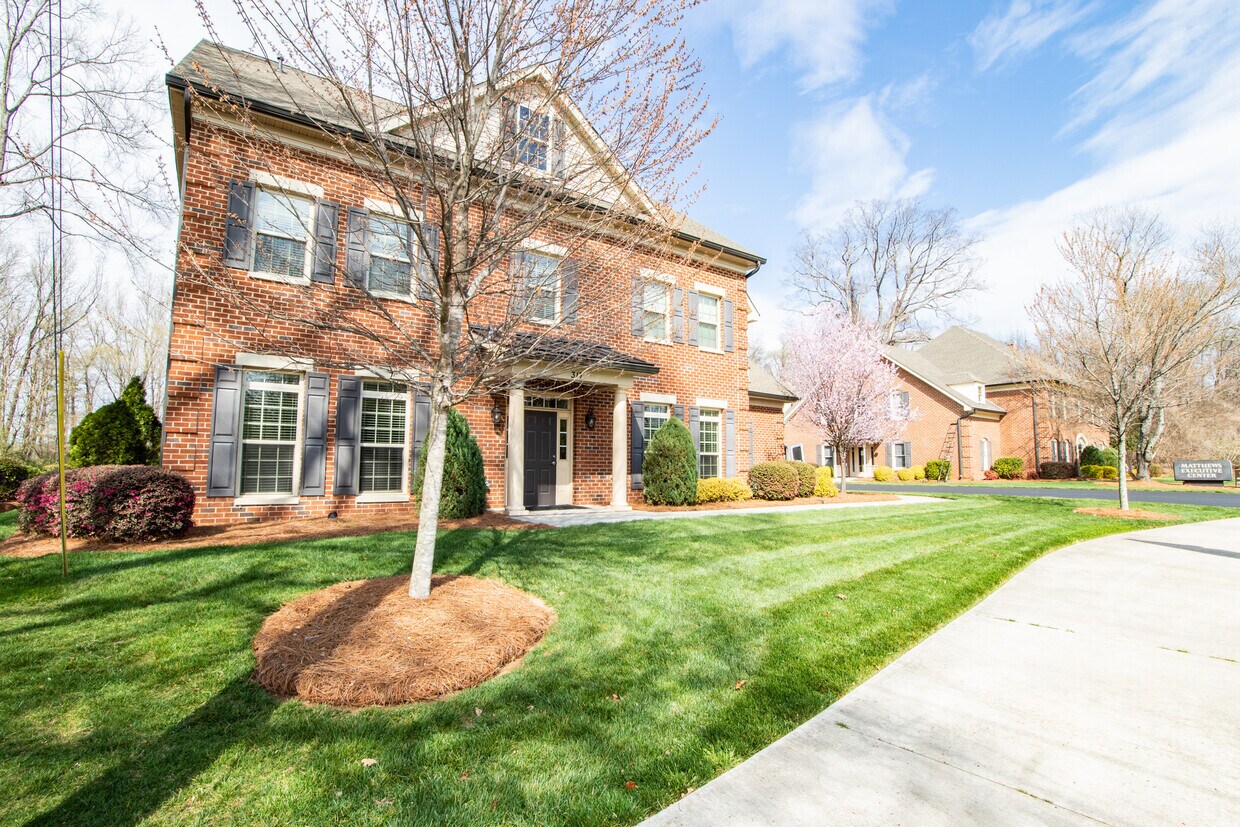 Matthews Mint Hill Rd Portfolio Matthews, NC for Sale UK