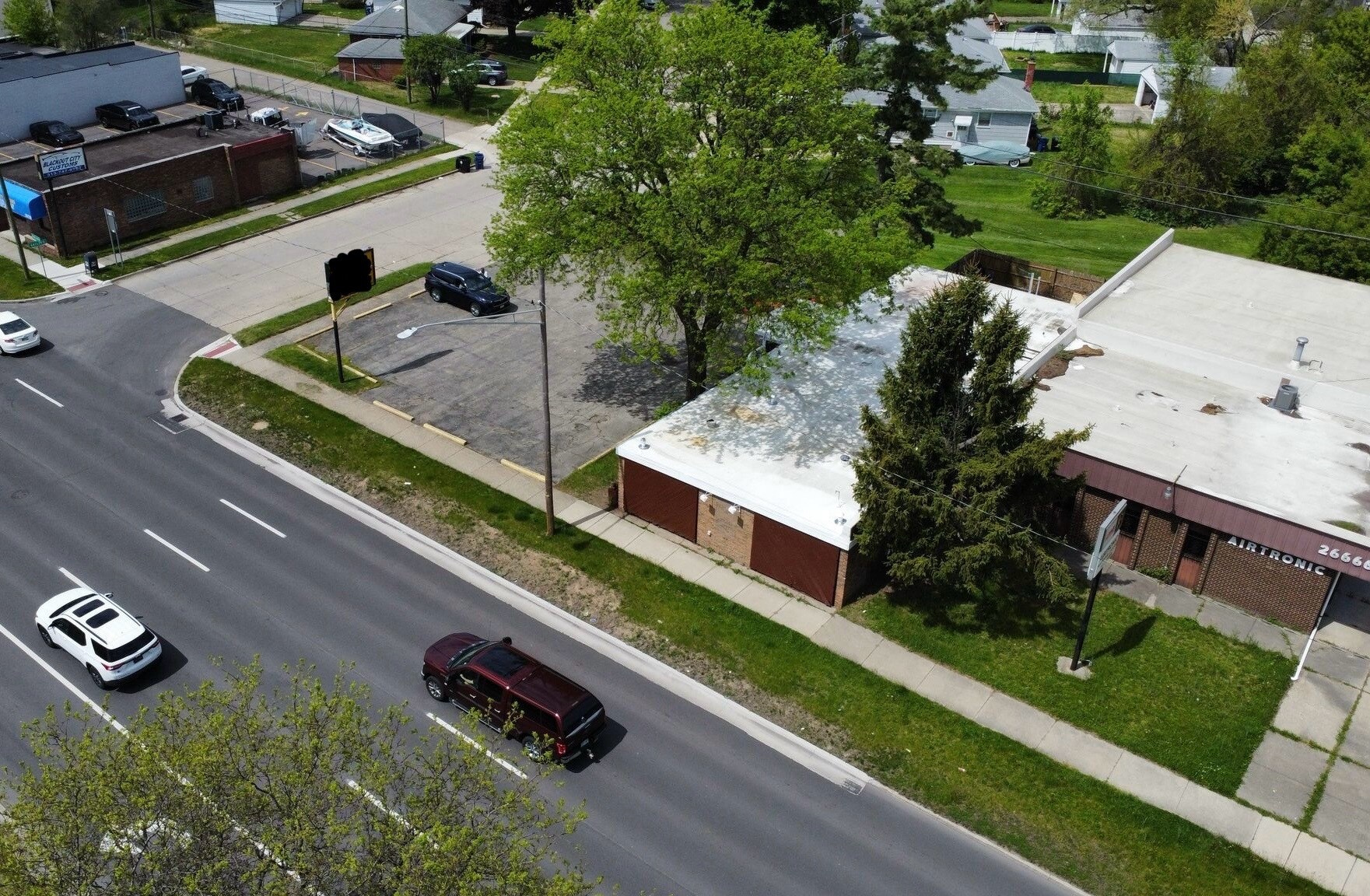 26684 Grand River Ave, Redford, MI for sale Primary Photo- Image 1 of 17