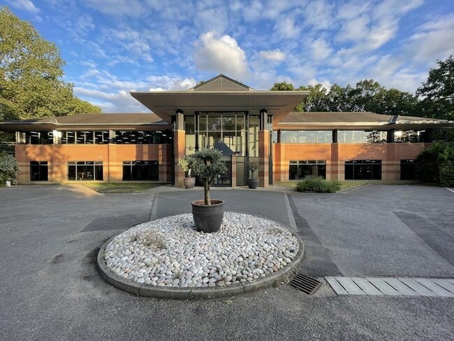 More details for Milton Rd, Uxbridge - Co-working to Rent