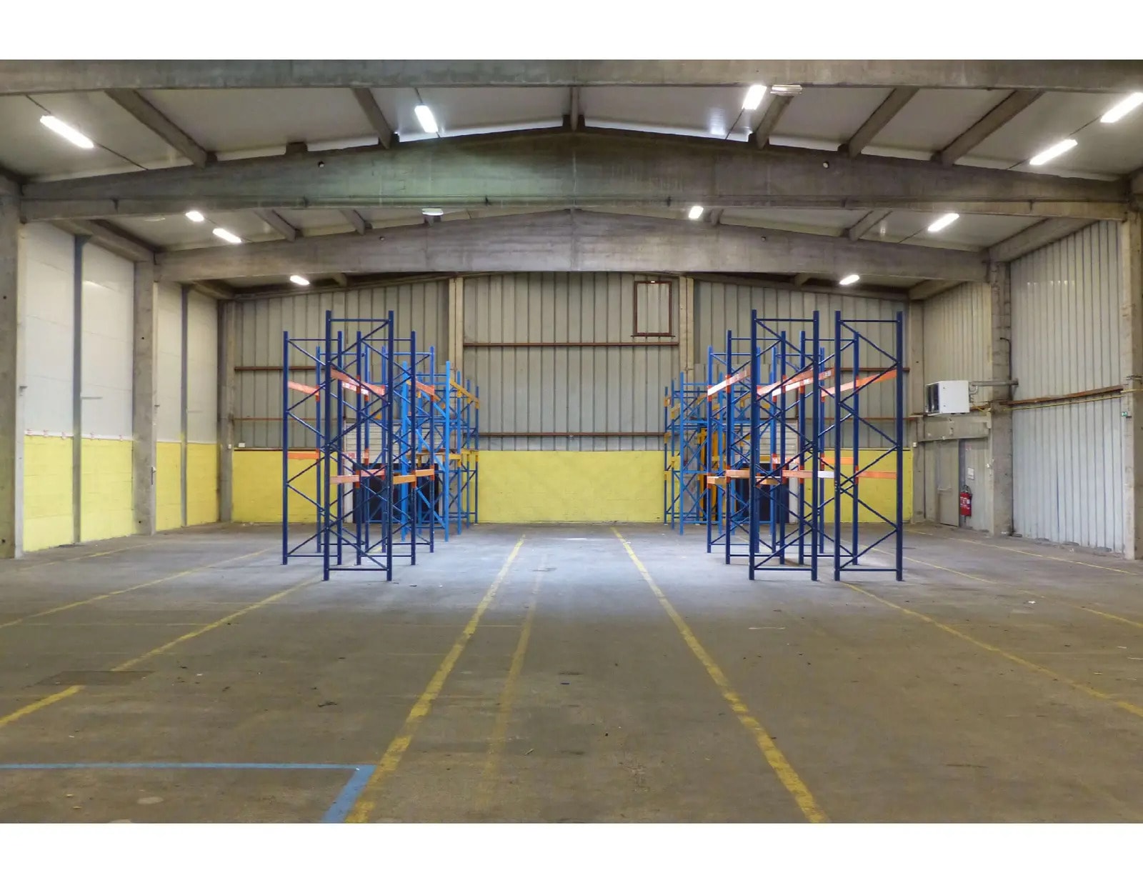 422 Rue Pierre Et Marie Curie, Ludres to rent Interior Photo- Image 1 of 9