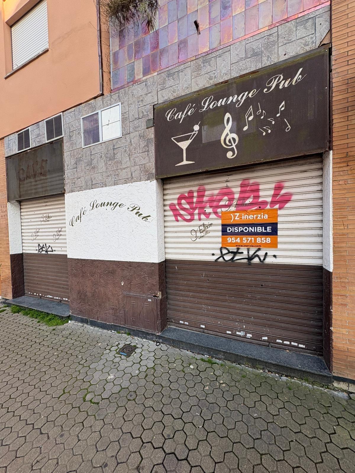 Retail in SEVILLA to rent Building Photo- Image 1 of 7