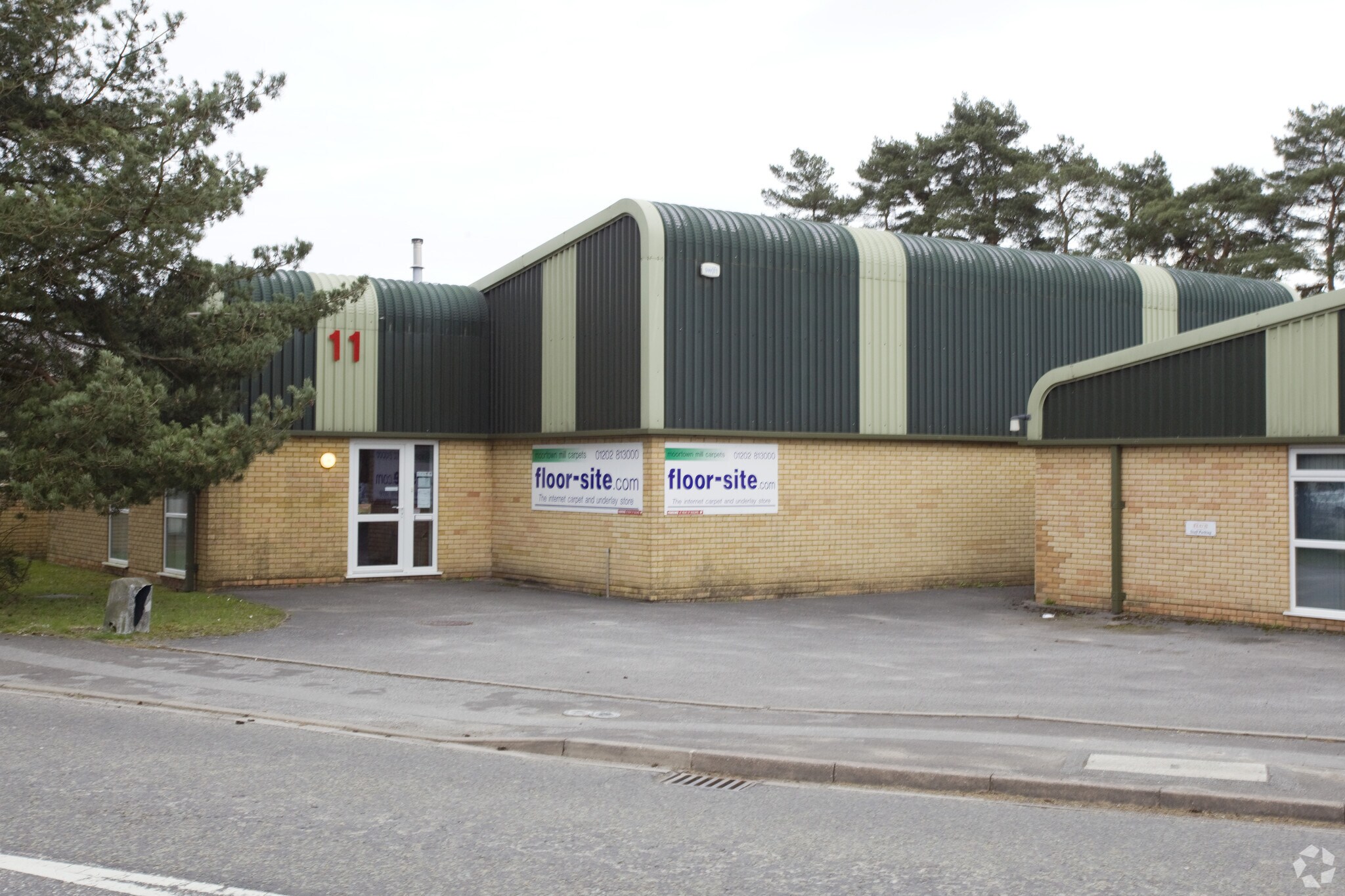 Black Moor Rd, Verwood for sale Primary Photo- Image 1 of 1