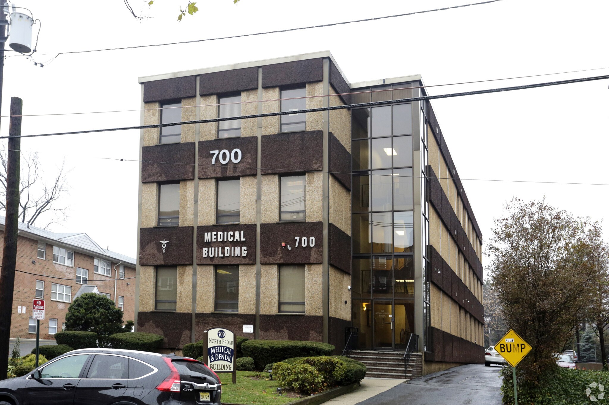 700 N Broad St, Elizabeth, NJ for sale Primary Photo- Image 1 of 15