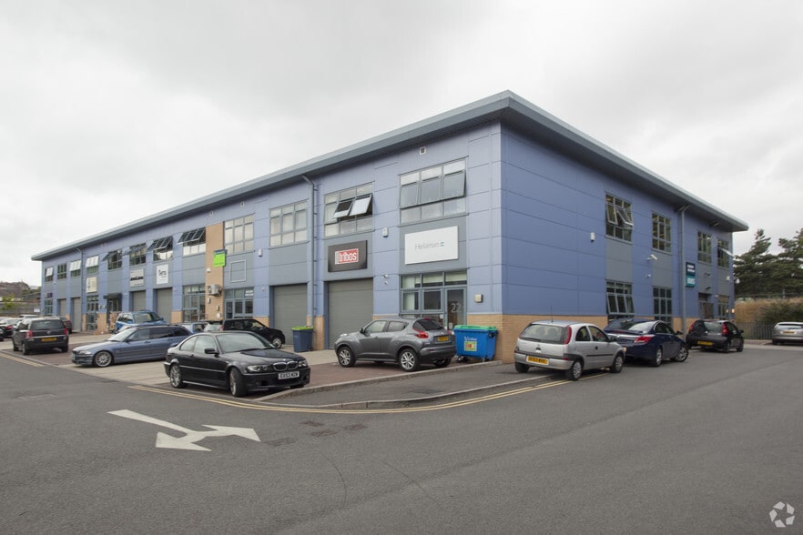 Bourne Valley Rd, Poole for sale - Primary Photo - Image 1 of 1