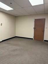 605 Chase Blvd, Sun Prairie, WI to rent Building Photo- Image 2 of 18