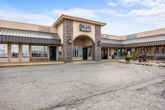 201 N Edison St, Kennewick, WA to rent Building Photo- Image 2 of 11