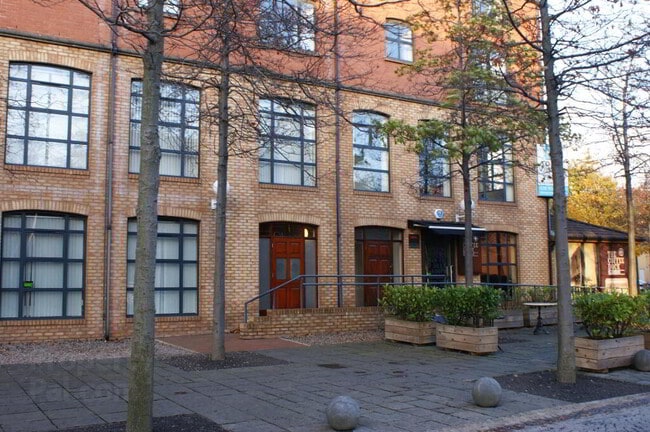 More details for 10D Clarendon Rd, Belfast - Office to Rent