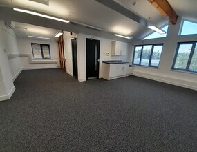 11 High St, Cambridge to rent Interior Photo- Image 2 of 3