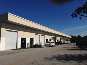 2013 Jaffa Dr, Saint Cloud, FL for rent Building Photo- Image 1 of 1