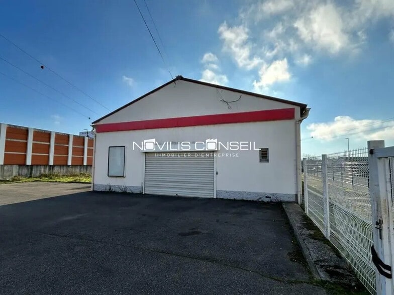 Light Industrial in Portet-sur-Garonne to rent - Building Photo - Image 2 of 7