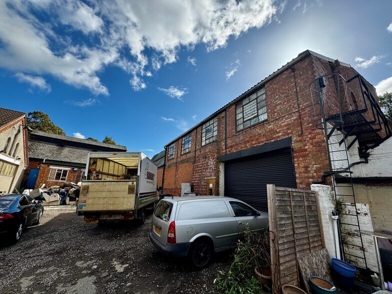 1 Sheep St, Kettering for sale - Building Photo - Image 2 of 3