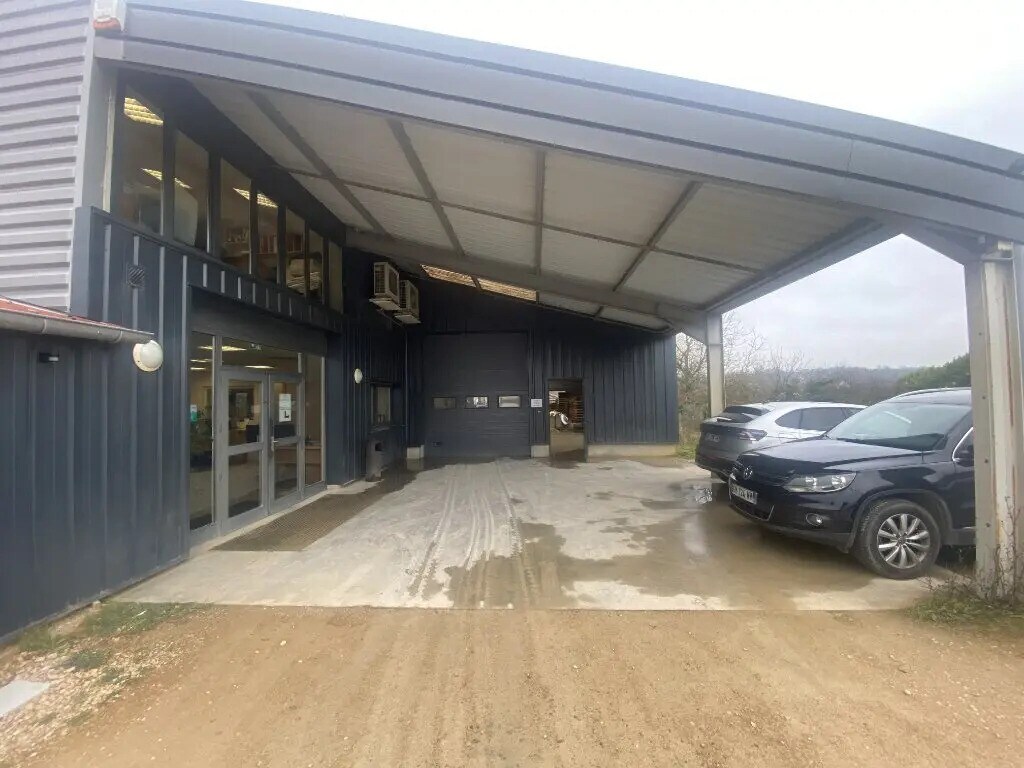 Vente Local d'activités 612 m² - Photo 1