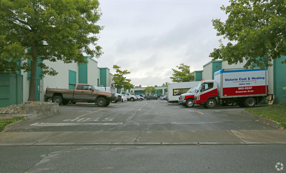 460-470 Bay St, Victoria, BC for sale - Building Photo - Image 3 of 4