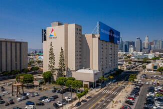 More details for 1933 S Broadway, Los Angeles, CA - Office, Retail for Rent