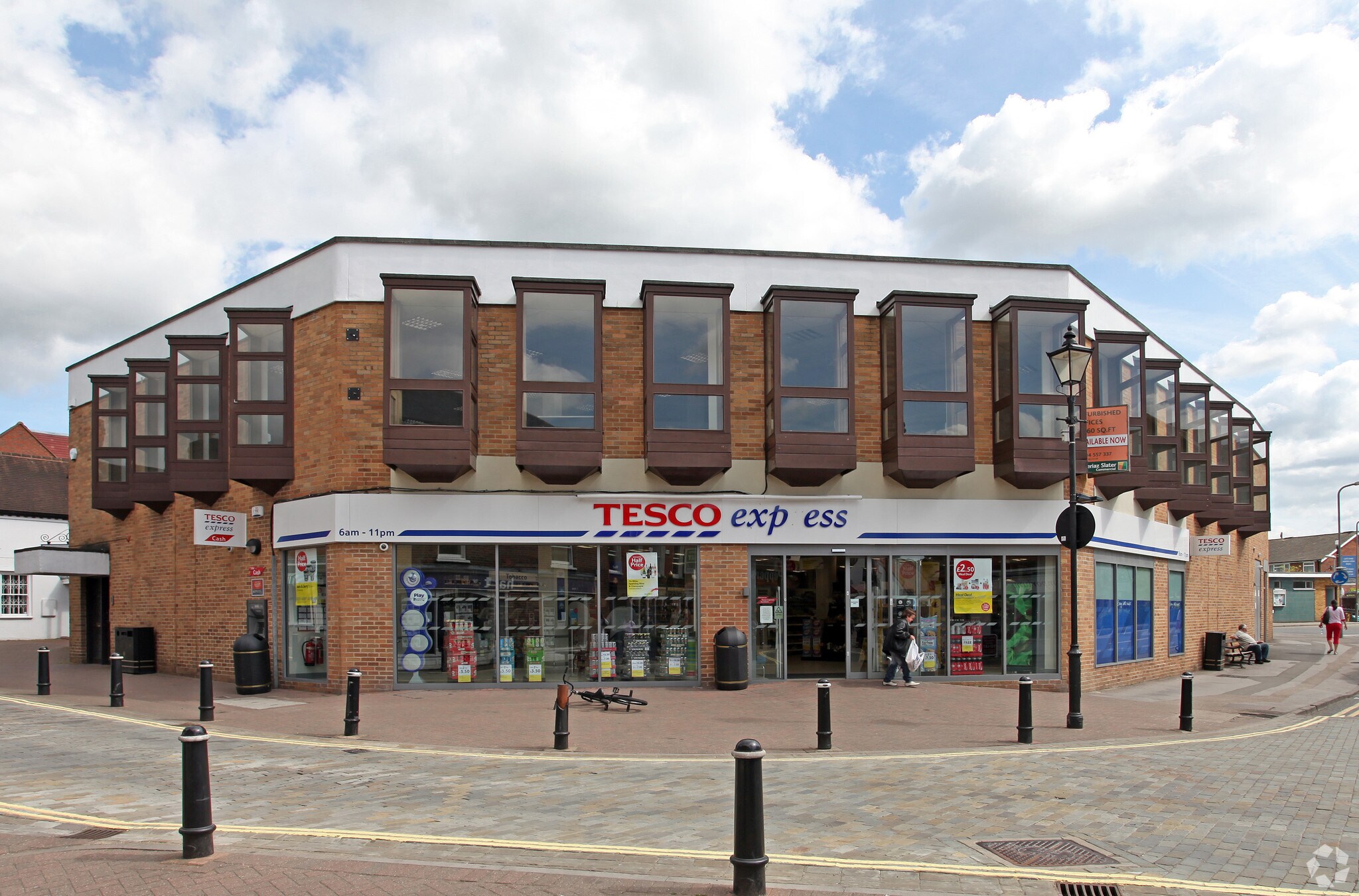 60-62 High St, Burnham for sale Primary Photo- Image 1 of 1