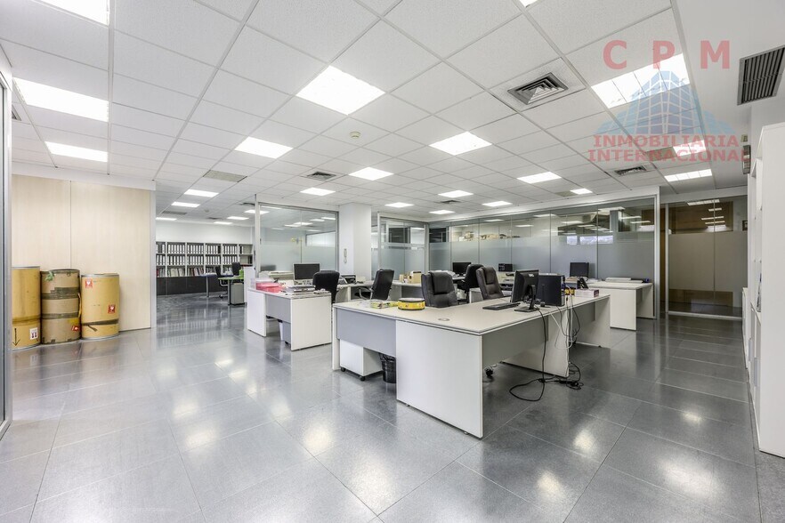 Office in San Sebastián de los Reyes, Madrid for sale - Primary Photo - Image 1 of 2