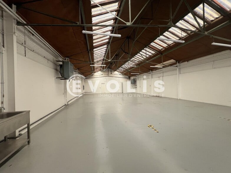 Avenue De Choisy, Villeneuve-Saint-Georges to rent - Interior Photo - Image 1 of 20