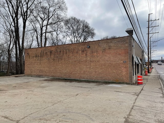 565 N State St, Elgin, IL for rent - Building Photo - Image 3 of 3