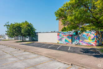 411 S Frankfort Ave S, Tulsa, OK for rent Building Photo- Image 1 of 6