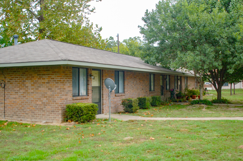 600 Woodlawn St, Sulphur Springs, TX for sale - Building Photo - Image 1 of 3