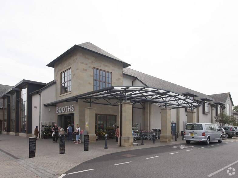 Cherestanc Sq, Garstang for sale - Primary Photo - Image 1 of 1