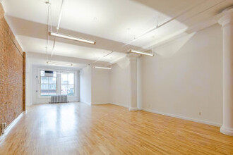 584-590 Broadway, New York, NY for rent Interior Photo- Image 2 of 4