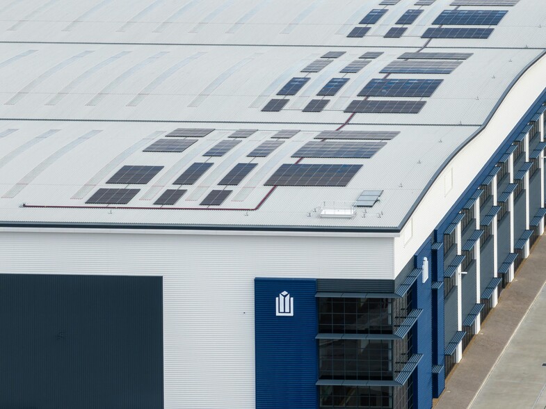 Panattoni 770, Doncaster to rent - Building Photo - Image 1 of 6