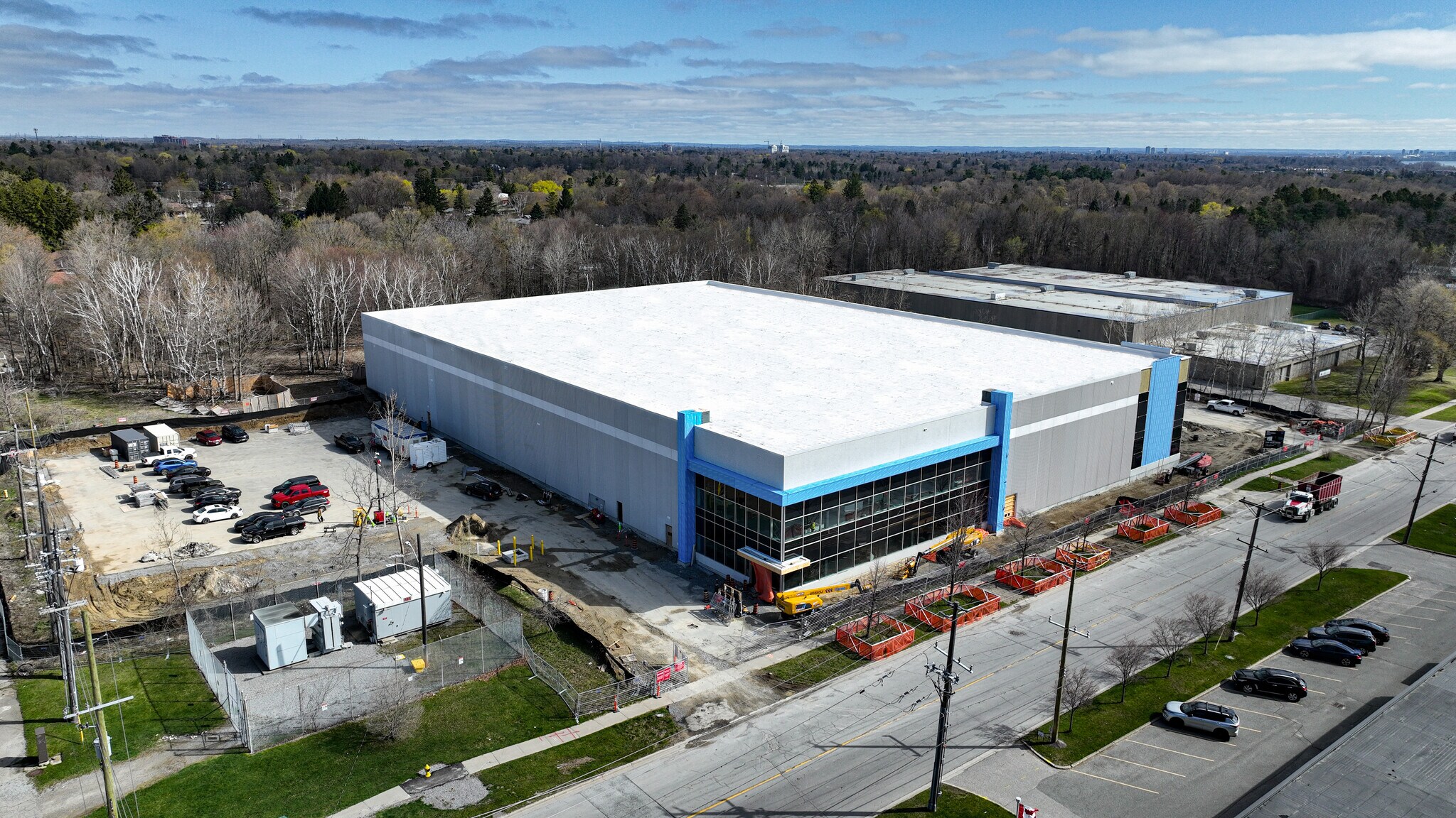 610 Coronation Dr, Toronto, ON to rent Building Photo- Image 1 of 5