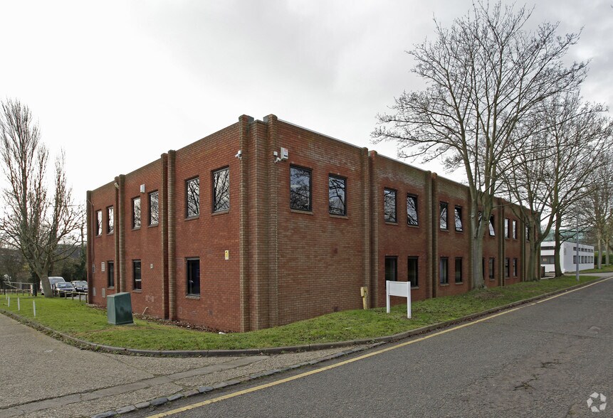 Maxwell Rd, Stevenage for sale - Primary Photo - Image 1 of 1