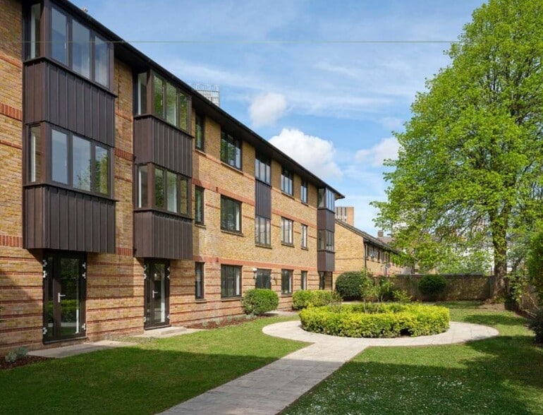 12 Bryant St, London for sale - Building Photo - Image 3 of 41