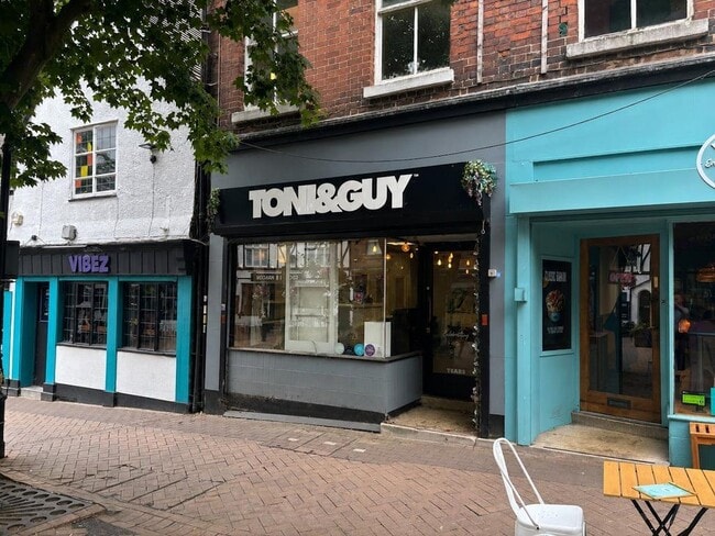 More details for 51-52 Ironmarket, Newcastle Under Lyme - Retail to Rent
