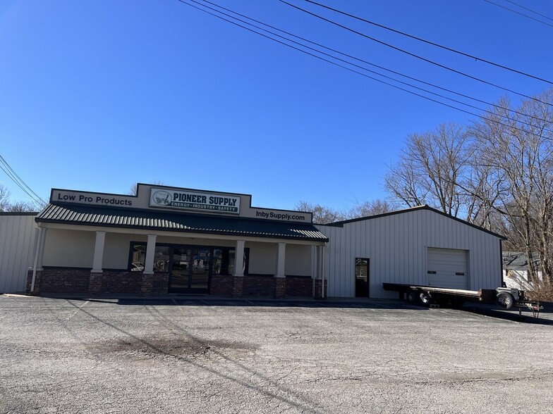 782 E Center St, Madisonville, KY for sale - Building Photo - Image 2 of 3