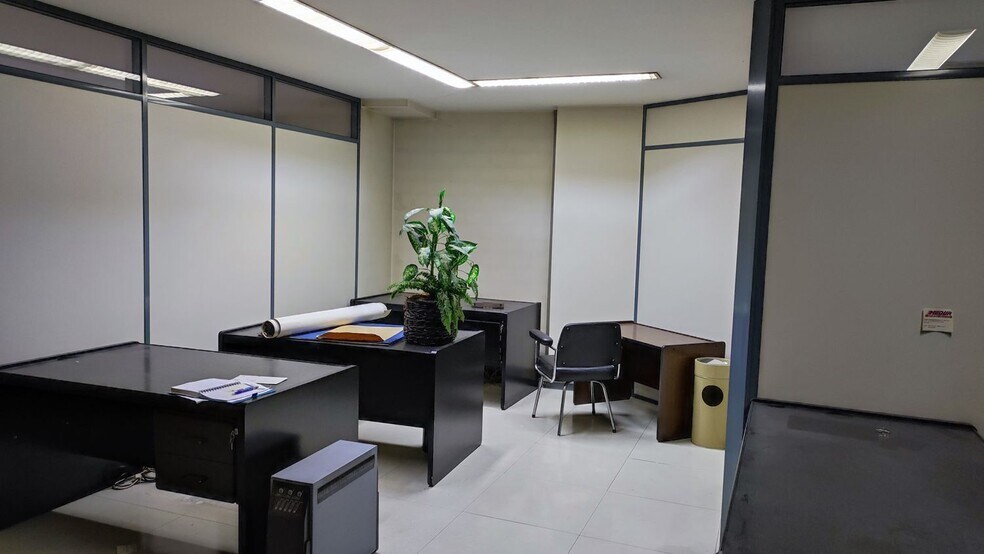 Joaquin Lorenzo, 1, Ourense, Orense for sale - Interior Photo - Image 2 of 21