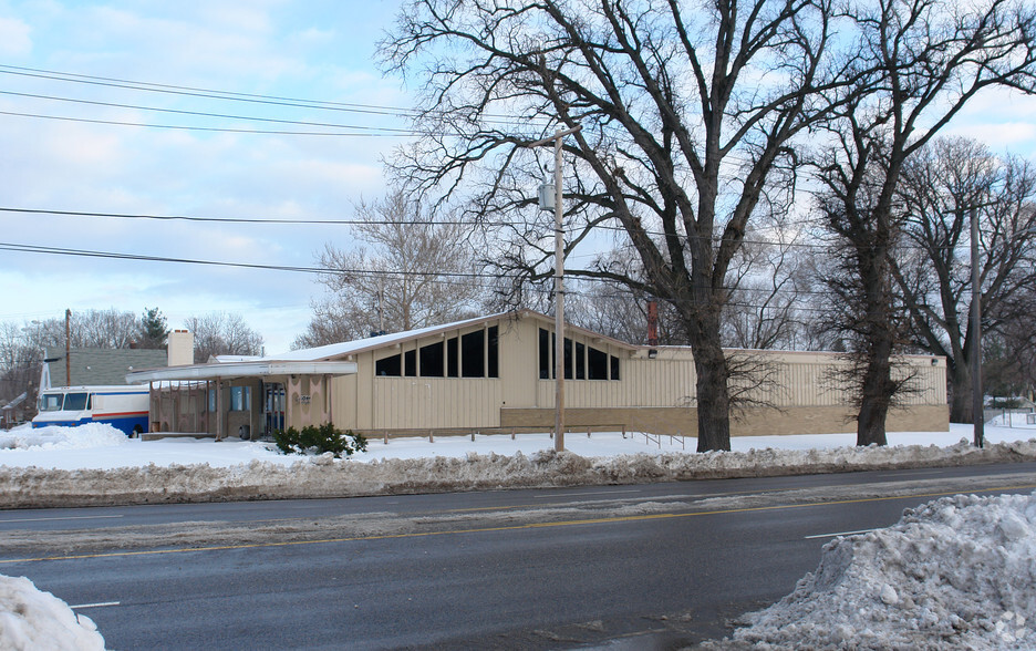 2806 Knoxville Ave, Peoria, IL for sale - Primary Photo - Image 1 of 1