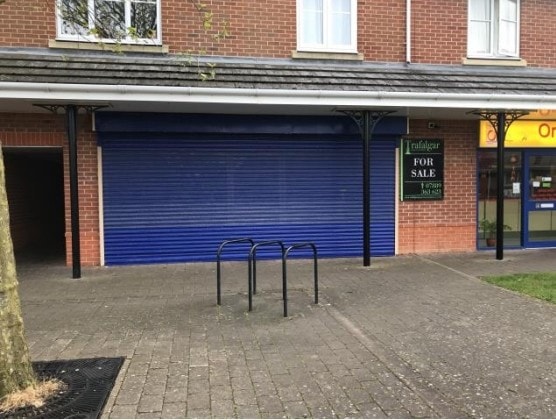 2-4 Dartmouth Ct, Gosport to rent Building Photo- Image 1 of 4