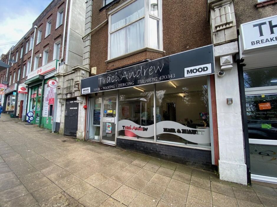 80 Penygraig Rd, Swansea for sale Building Photo- Image 1 of 1