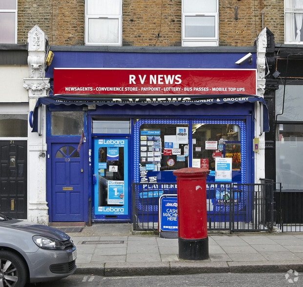 69 Fernhead Rd, London to rent - Building Photo - Image 2 of 3