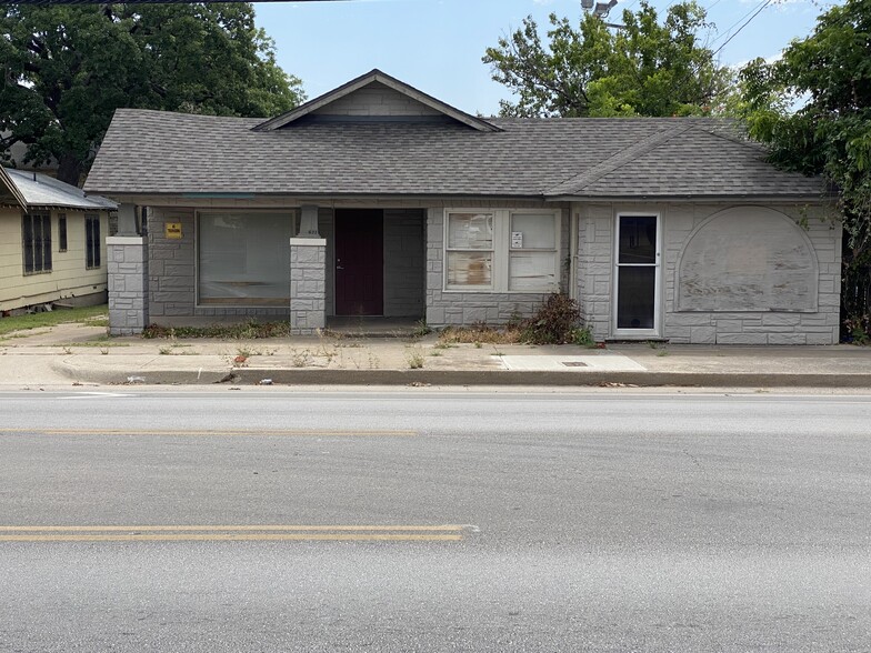 522 N Sylvania Ave, Fort Worth, TX for sale - Building Photo - Image 1 of 10