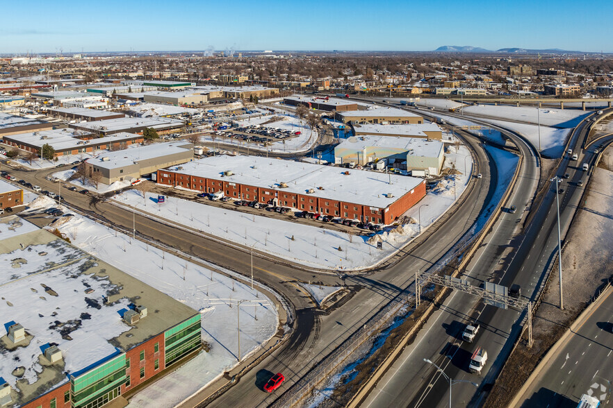 7700-7720 Rue Jarry, Montréal, QC for rent - Aerial - Image 3 of 3