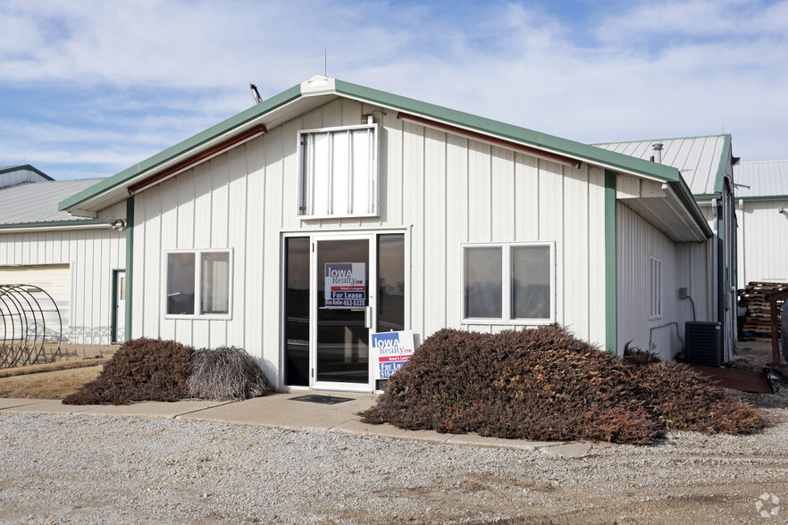 2612 W 2nd Ave, Indianola, IA for sale - Primary Photo - Image 1 of 1