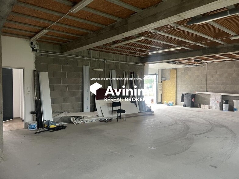Light Industrial in Villette-d'Anthon to rent - Interior Photo - Image 3 of 9