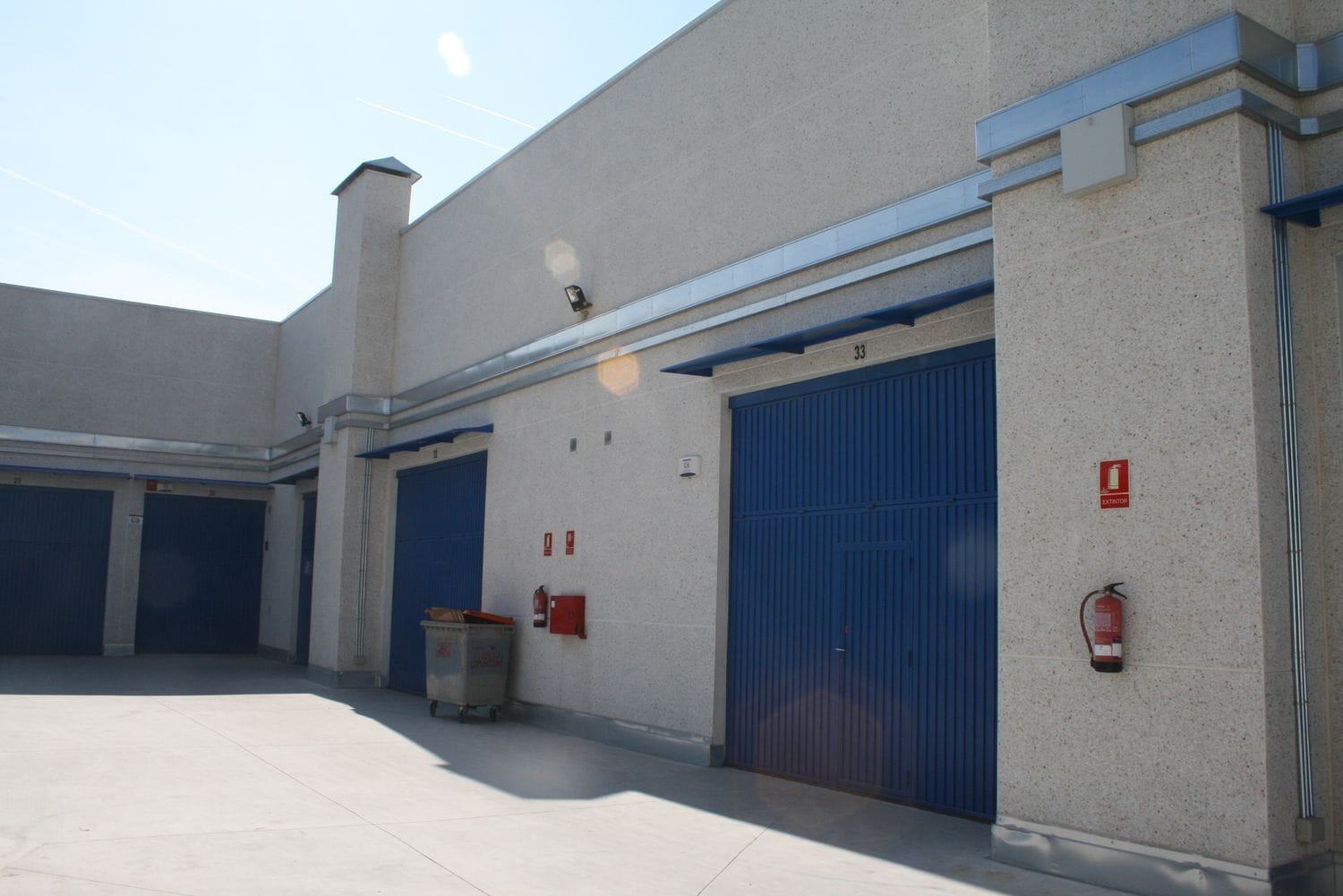 Industrial in Madrid, Madrid for sale Building Photo- Image 1 of 4
